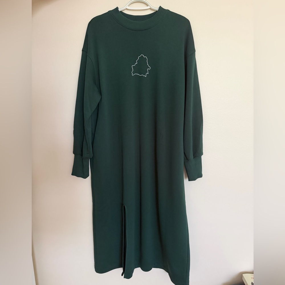 Green Long Sleeve Midi Dress